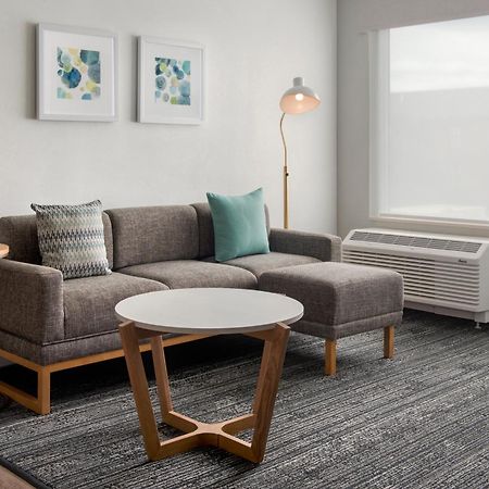 Towneplace Suites Portland Airport Me South Portland Buitenkant foto