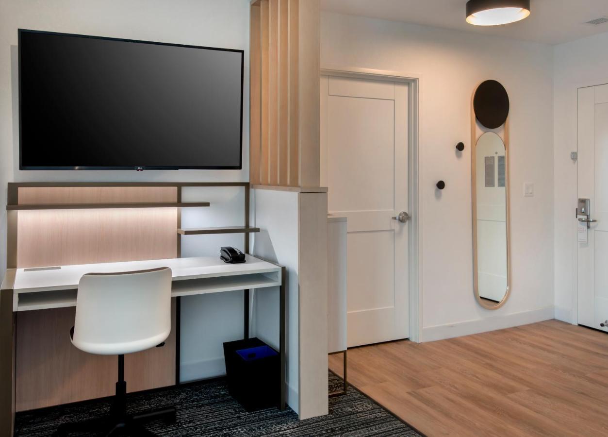 Towneplace Suites Portland Airport Me South Portland Buitenkant foto