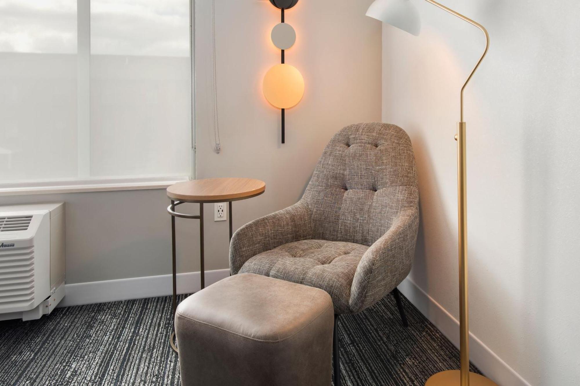 Towneplace Suites Portland Airport Me South Portland Buitenkant foto