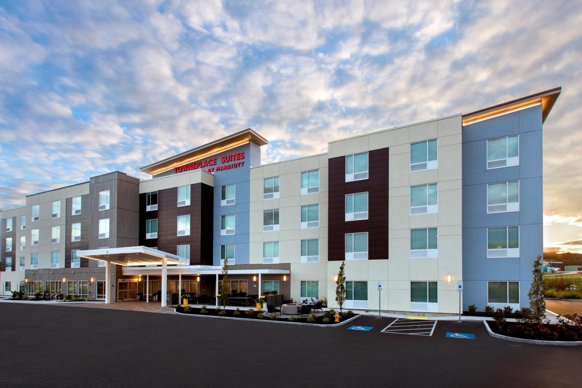 Towneplace Suites Portland Airport Me South Portland Buitenkant foto